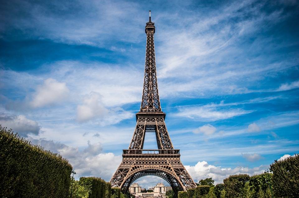 eiffel-tower-975004_960_720