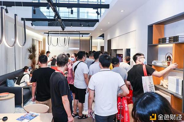 线下新品发布+线上直播带货，曲美家居广州建博会爆卖1.6亿