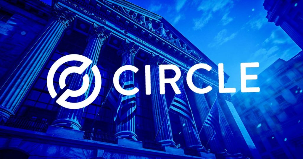 Trump May Sign Executive Order to Ease Bank Involvement in Crypto, Says Circle CEO
