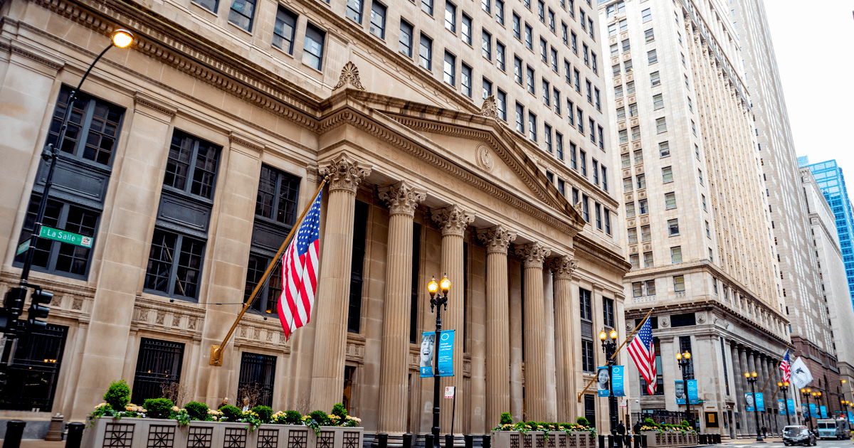 トランプ大統領、ウォーシュ氏を次期FRB議長に指名か　同氏の金利・仮想通貨スタンスは？