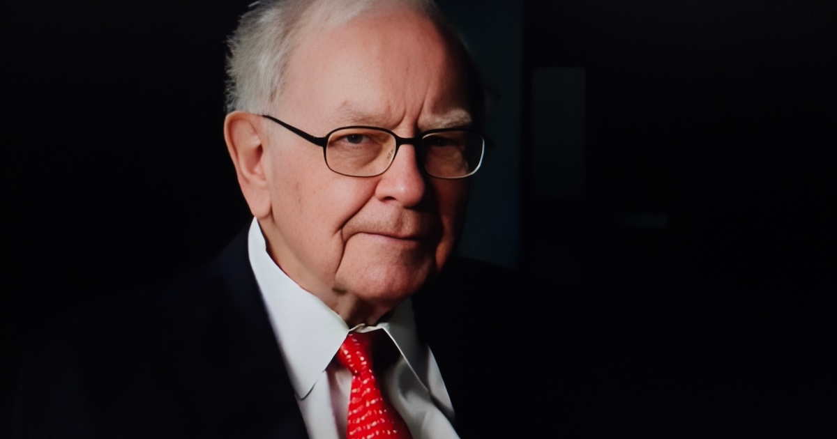 バフェット氏、銀行システムの脆弱性に警告　FRBに安定維持を最優先するよう求める