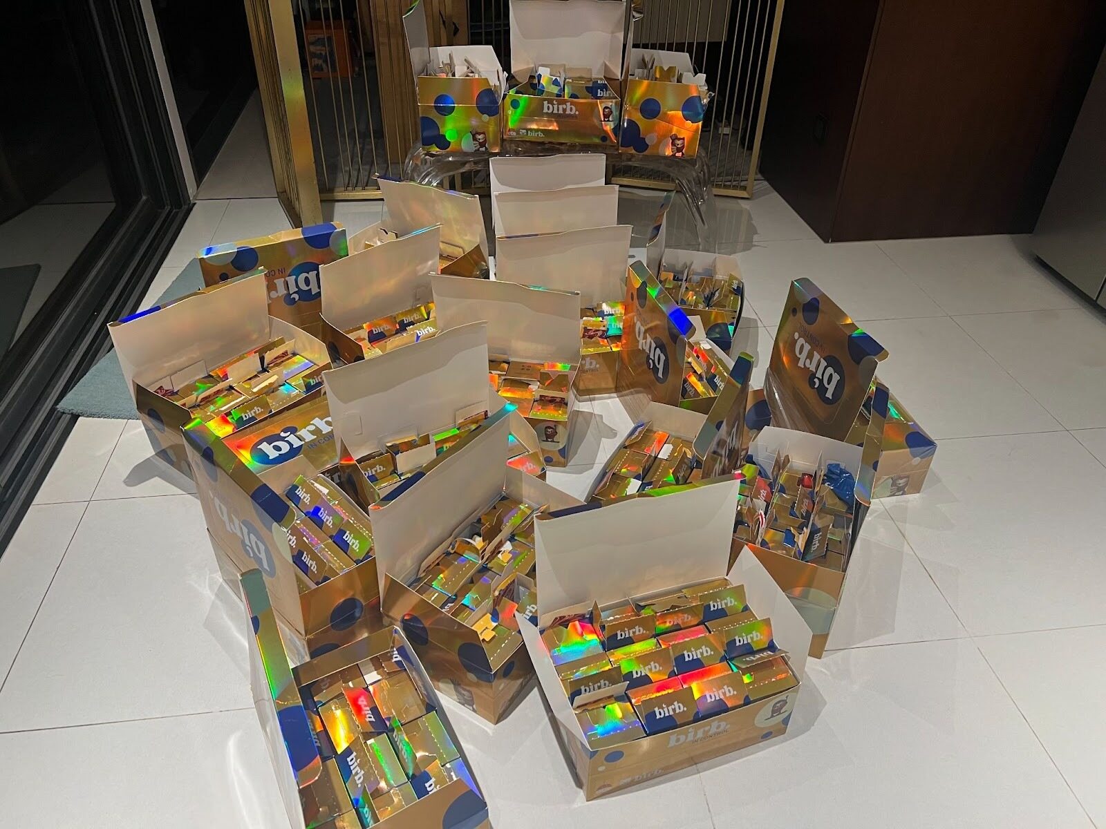 Moonbirds发币前，搞了一个《十亿大鸟计划》