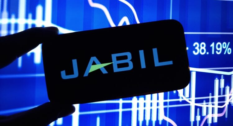 Jabil 财报前瞻：AI 数据中心浪潮能否点燃 2027 财年新增长？