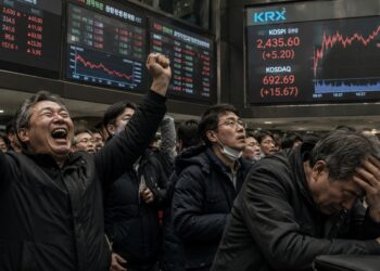 韓股要瘋狂上下震盪？SK海力士掛牌華爾街，六檔槓桿ETF準備上路