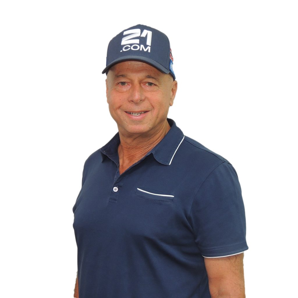 Michael Carlton1